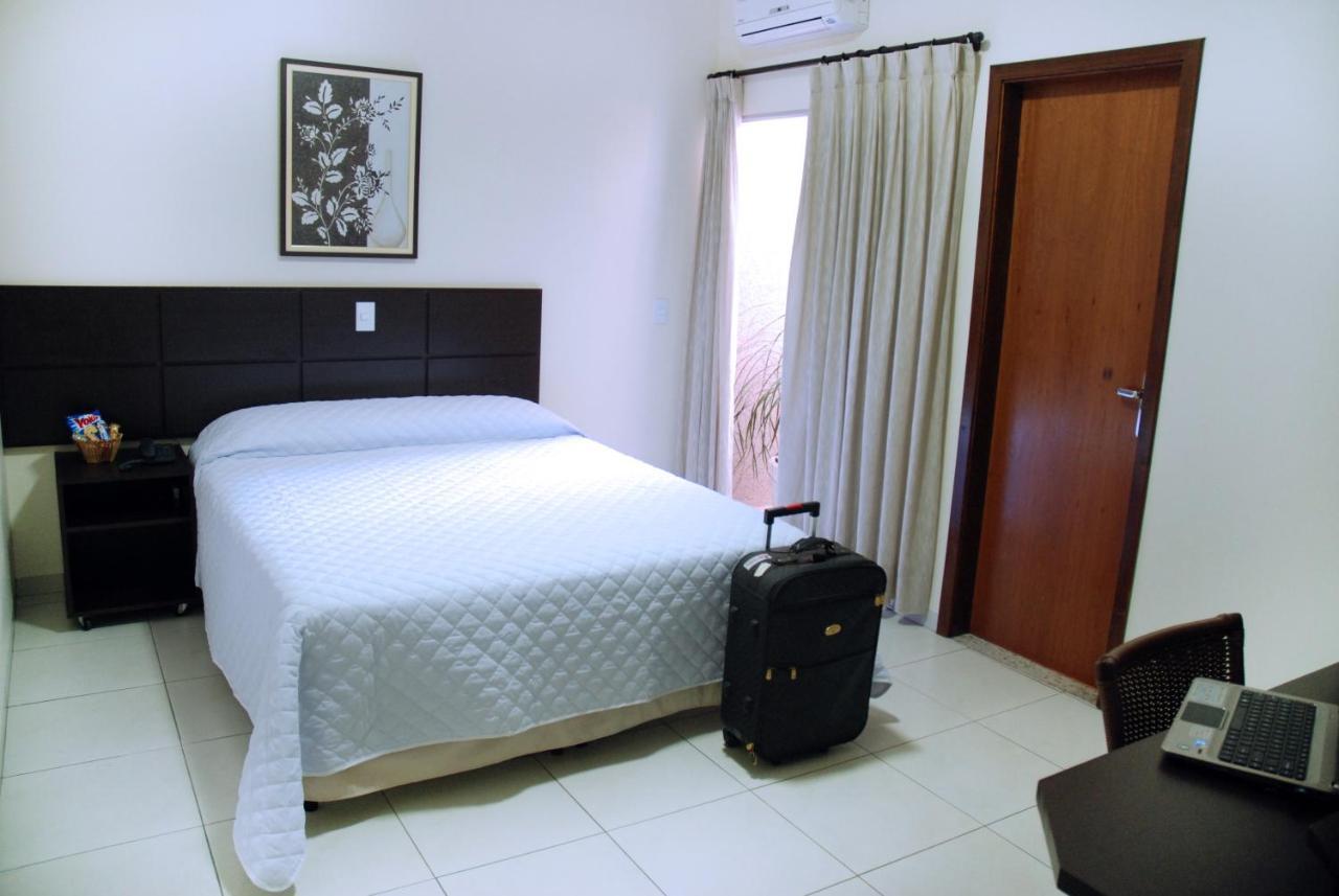 Hotel Valencia دورادوس المظهر الخارجي الصورة